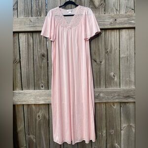 Shadowline Full Length Pink Lace Nightgown Size S